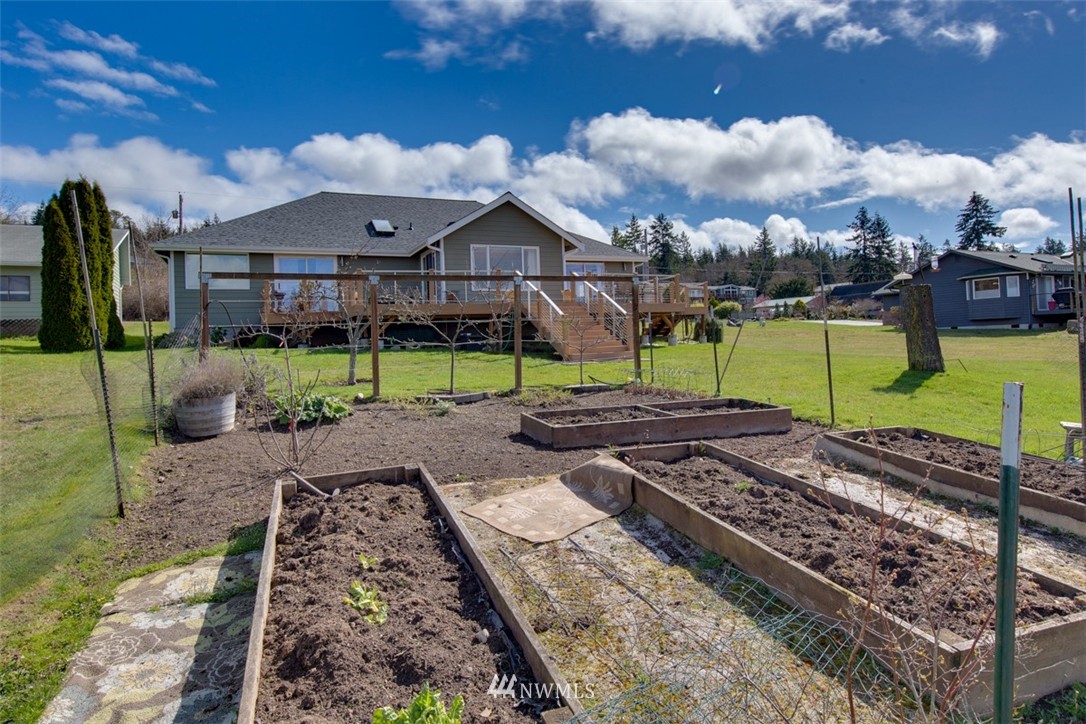 37529 Buck Road Northeast Hansville, WA 98340 - Photo 18 of 23 Gallery Image 18