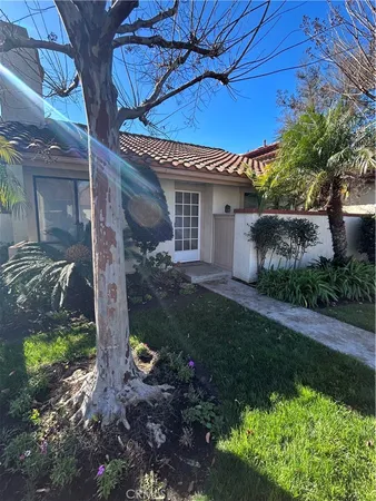 $4,100 | 22 Vercelli, Irvine, CA 92620