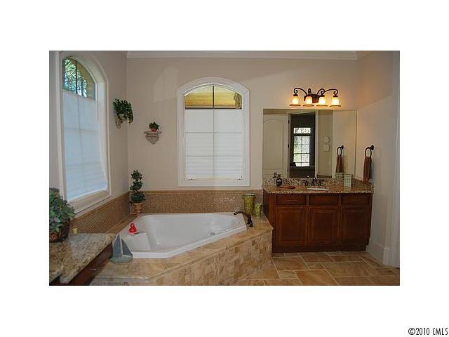 712 Chambwood Road Monroe, NC 28110 - Photo 8 of 16 Gallery Image 8