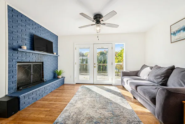 $374,900 | 60 Waldon Road, Clarkston, MI 48346