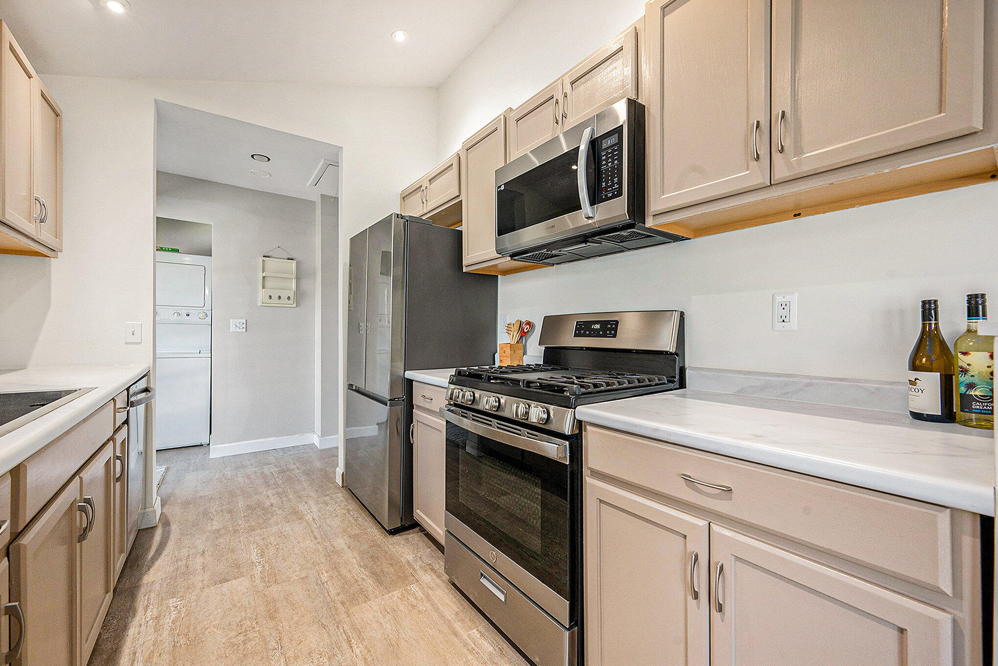 60 Waldon Road Clarkston, MI 48346 - Photo 17 of 49 011_file_116