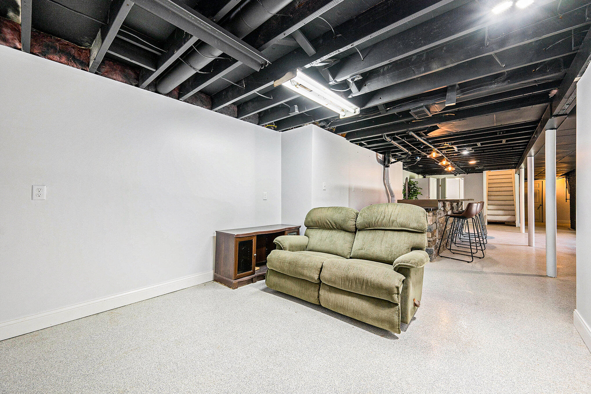 60 Waldon Road Clarkston, MI 48346 - Photo 37 of 49 030_file_197