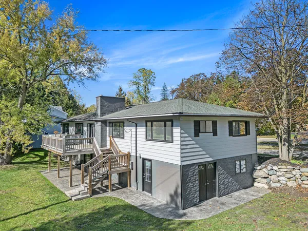 $374,900 | 60 Waldon Road, Clarkston, MI 48346