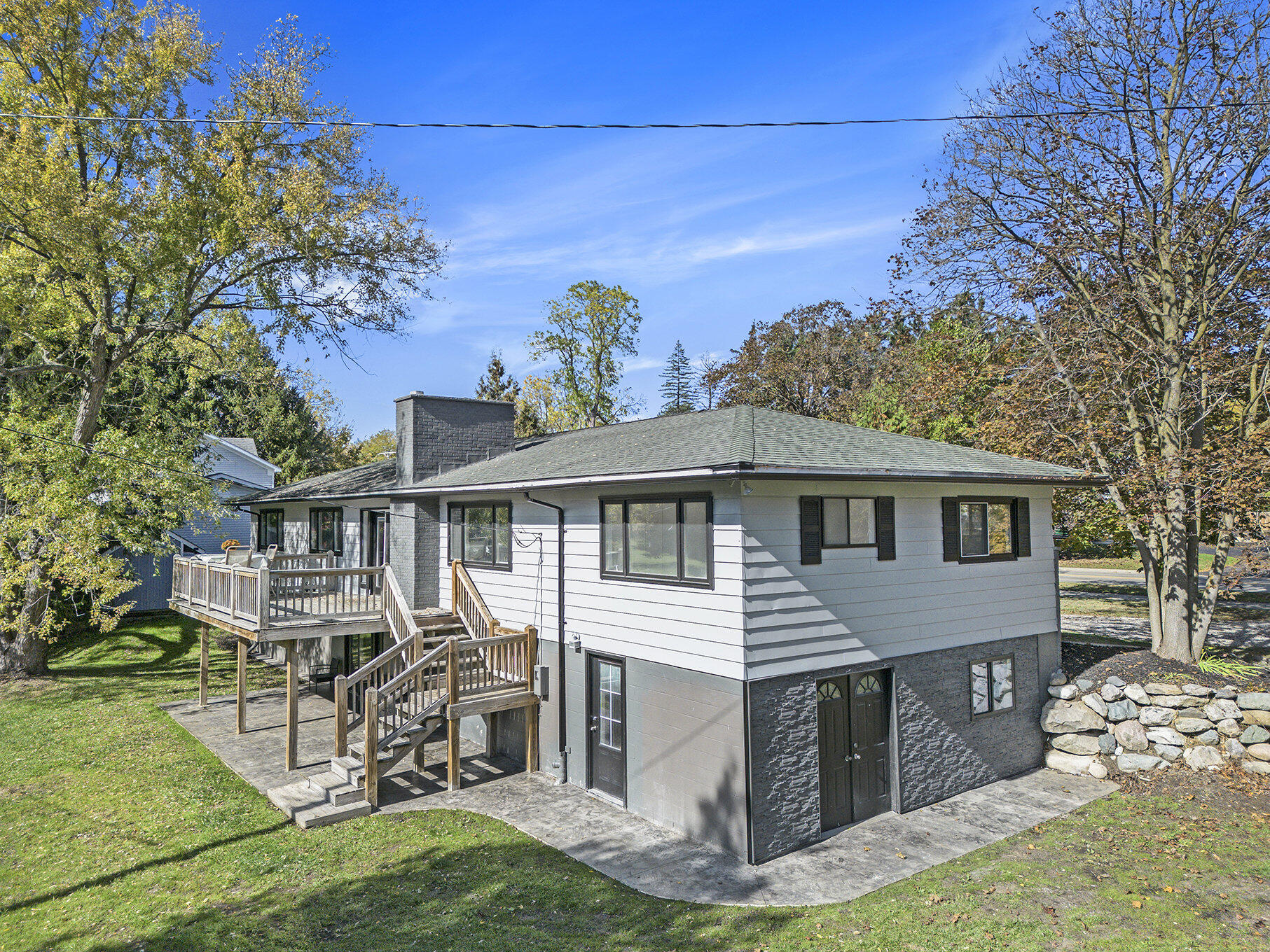 60 Waldon Road Clarkston, MI 48346 - Photo 40 of 49 048_file_804