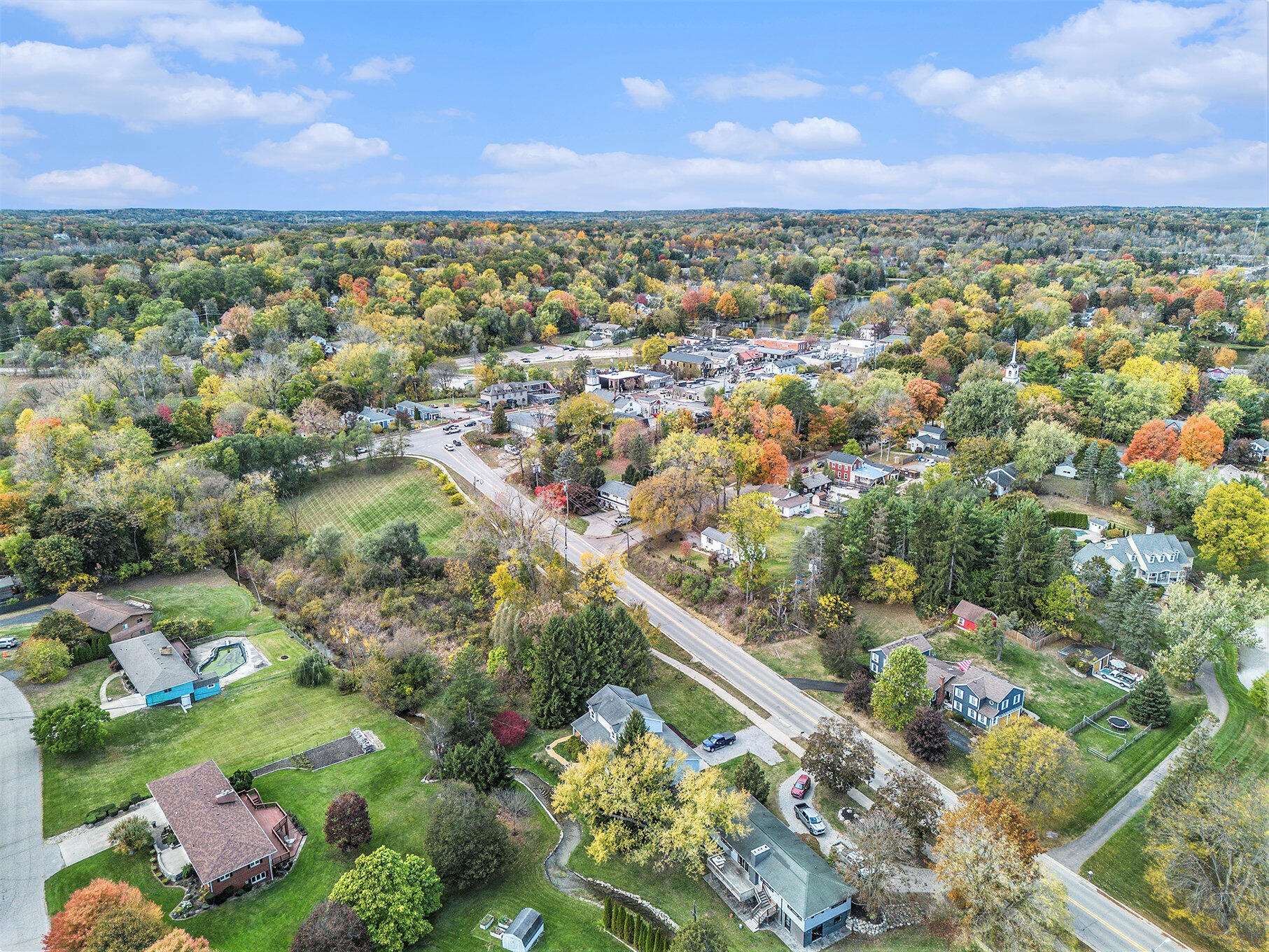 60 Waldon Road Clarkston, MI 48346 - Photo 6 of 49 051_file_657
