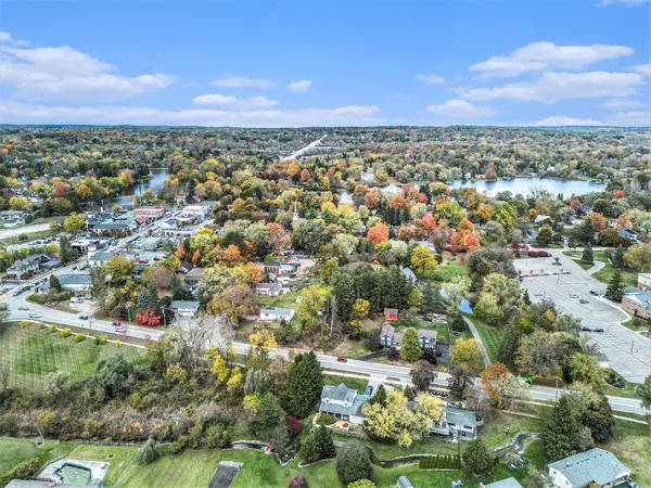 $374,900 | 60 Waldon Road, Clarkston, MI 48346