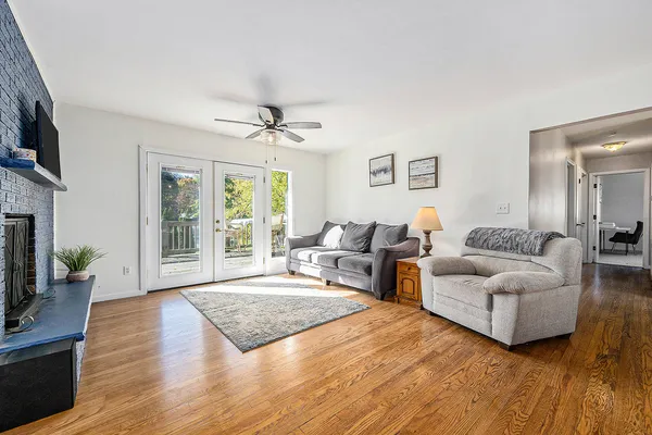 $374,900 | 60 Waldon Road, Clarkston, MI 48346