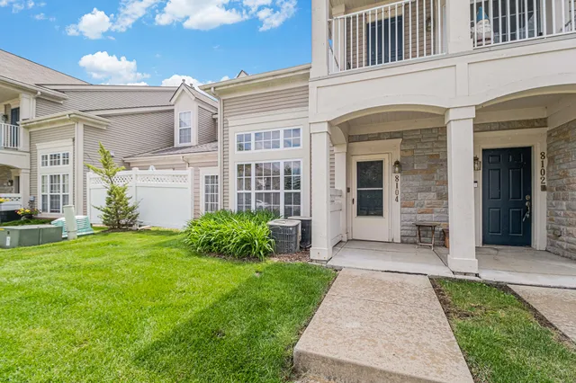 $1,750 | 8104 Addington Drive, Walled Lake, MI 48390