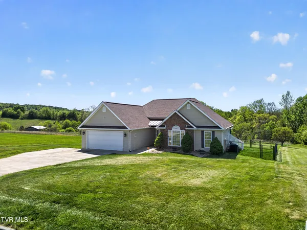 $409,900 | 513 Katie Lane, Chuckey, TN 37641