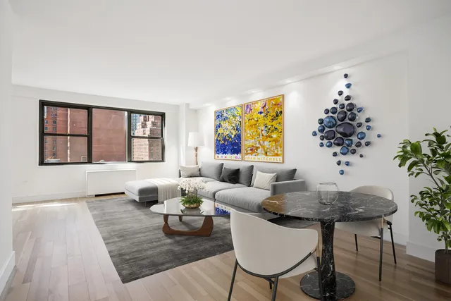 $549,000 | 200 East 27th Street, Unit 9A | Kips Bay
