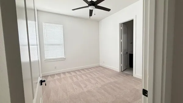 $3,680 | 24638 Lukes Lndg Way, Tomball, TX 77375