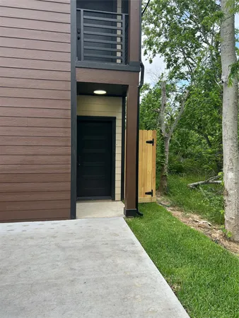 $1,700 | 9914 Fillmore Street, Unit B, Houston, TX 77029