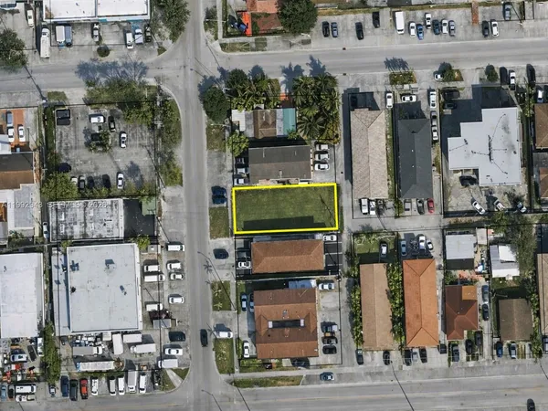 $450,000 | 2657 West 2nd Avenue, Hialeah, FL 33010