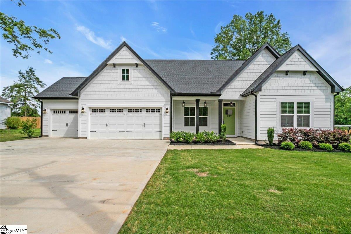 209 Craig Street Fountain Inn, SC 29644 - Photo 1 of 50