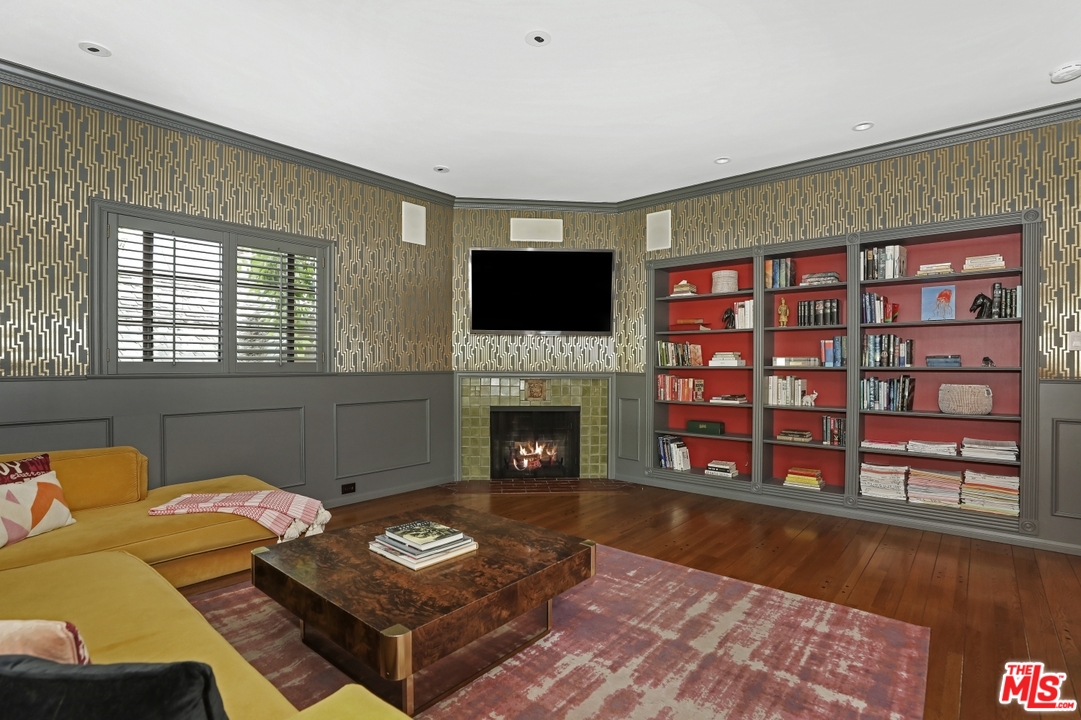 2530 North Commonwealth Avenue Los Angeles, CA 90027 - Photo 18 of 37 Gallery Image 18