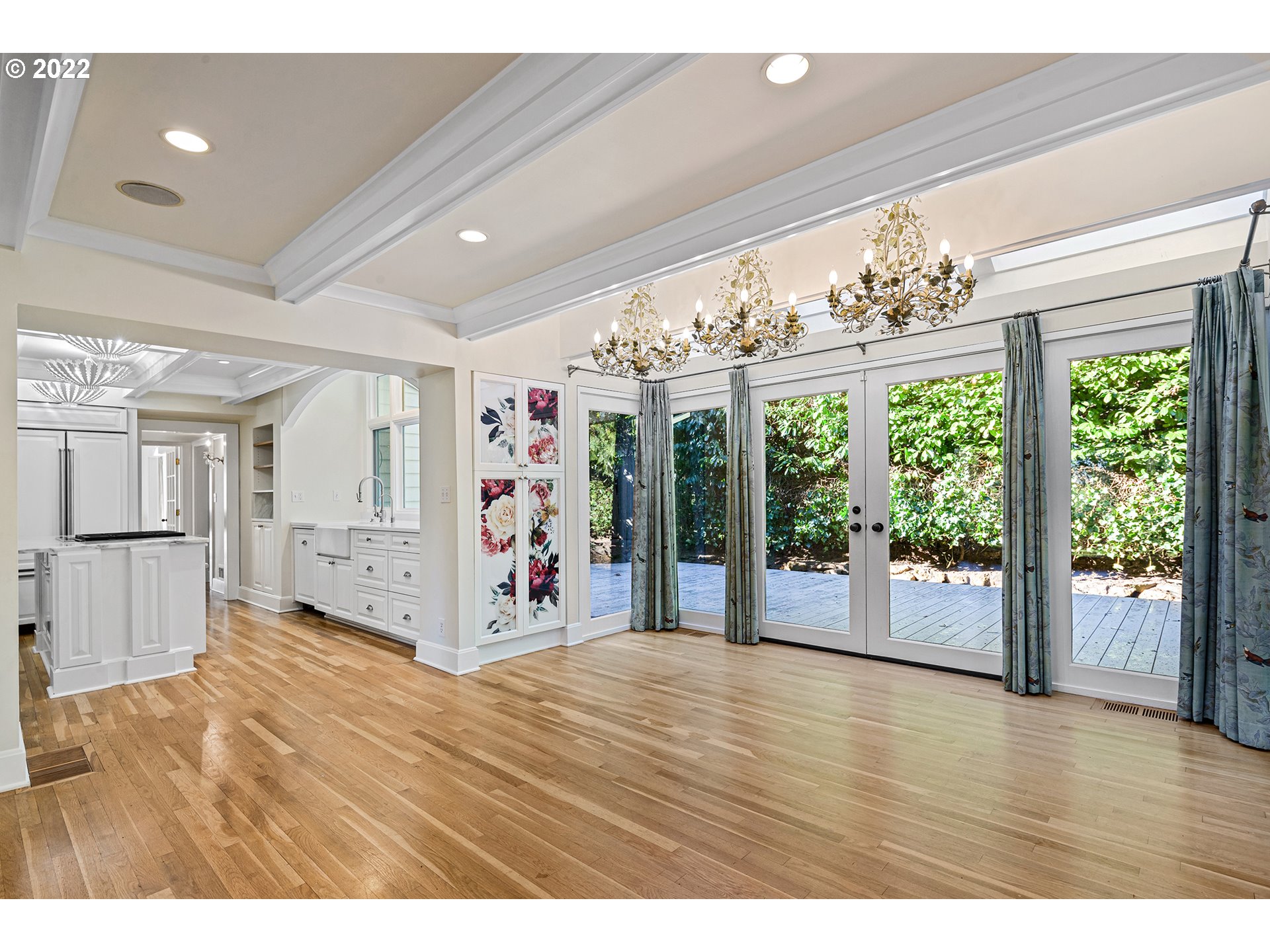 2028 South Greenwood Road Portland, OR 97219 - Photo 13 of 29 Gallery Image 13