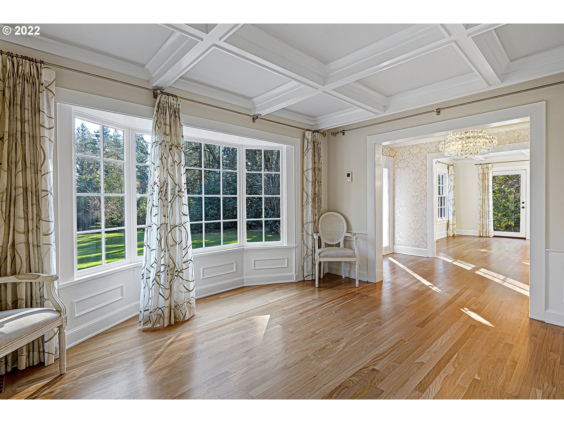 2028 South Greenwood Road Portland, OR 97219 - Photo 8 of 29 Gallery Image 8