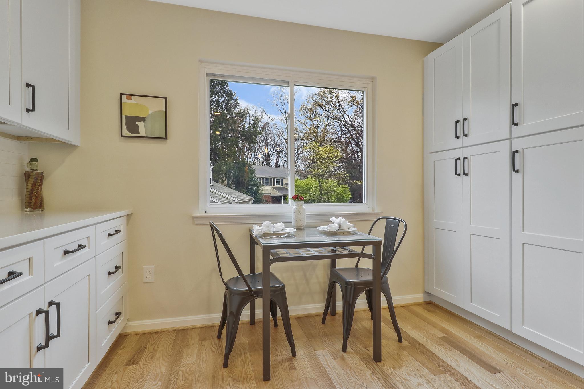 6017 Commack Court Springfield, VA 22152 - Photo 19 of 59 Breakfast Area