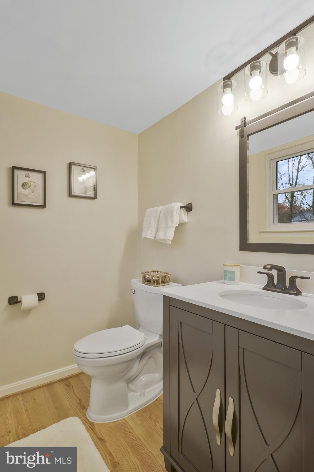 6017 Commack Court Springfield, VA 22152 - Photo 24 of 59 Powder Room