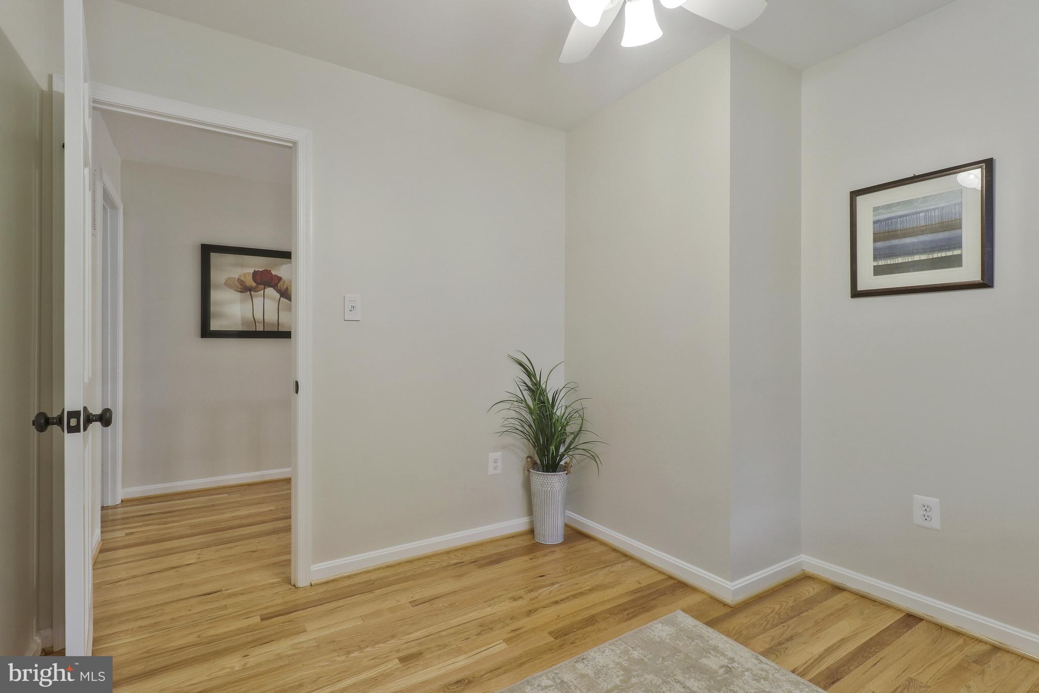 6017 Commack Court Springfield, VA 22152 - Photo 40 of 59 Bedroom #4