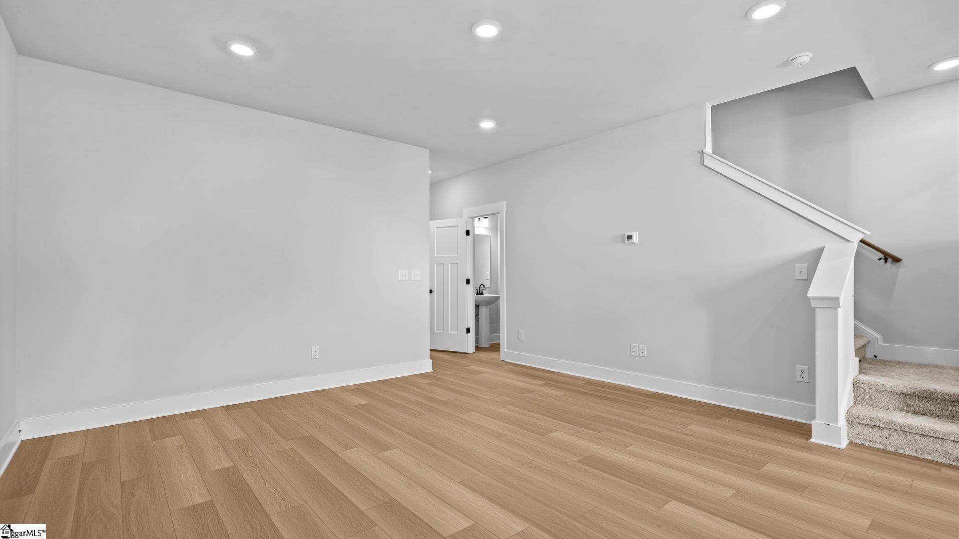 417 Hazelcote Road Greenville, SC 29611 - Photo 10 of 28 Gallery Image 10