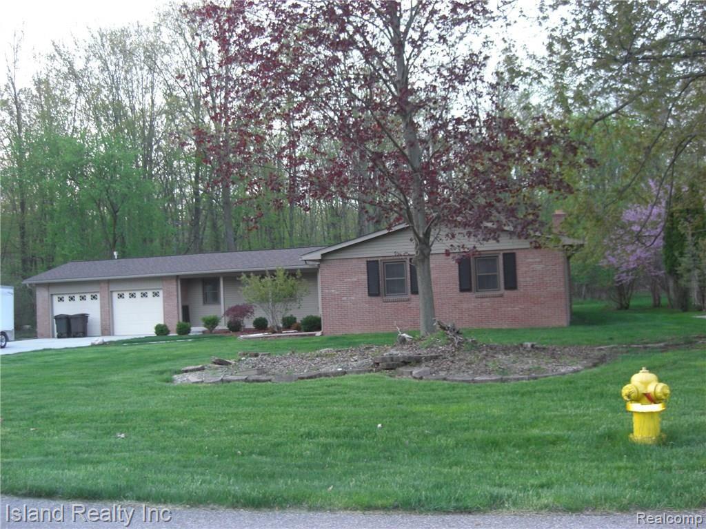 8676 Rucker Road Grosse Ile, MI 48138 - Photo 2 of 17 Rucker.JPG