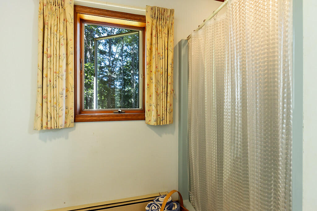 691 Middle Road Dresden, ME 04342 - Photo 21 of 59 21