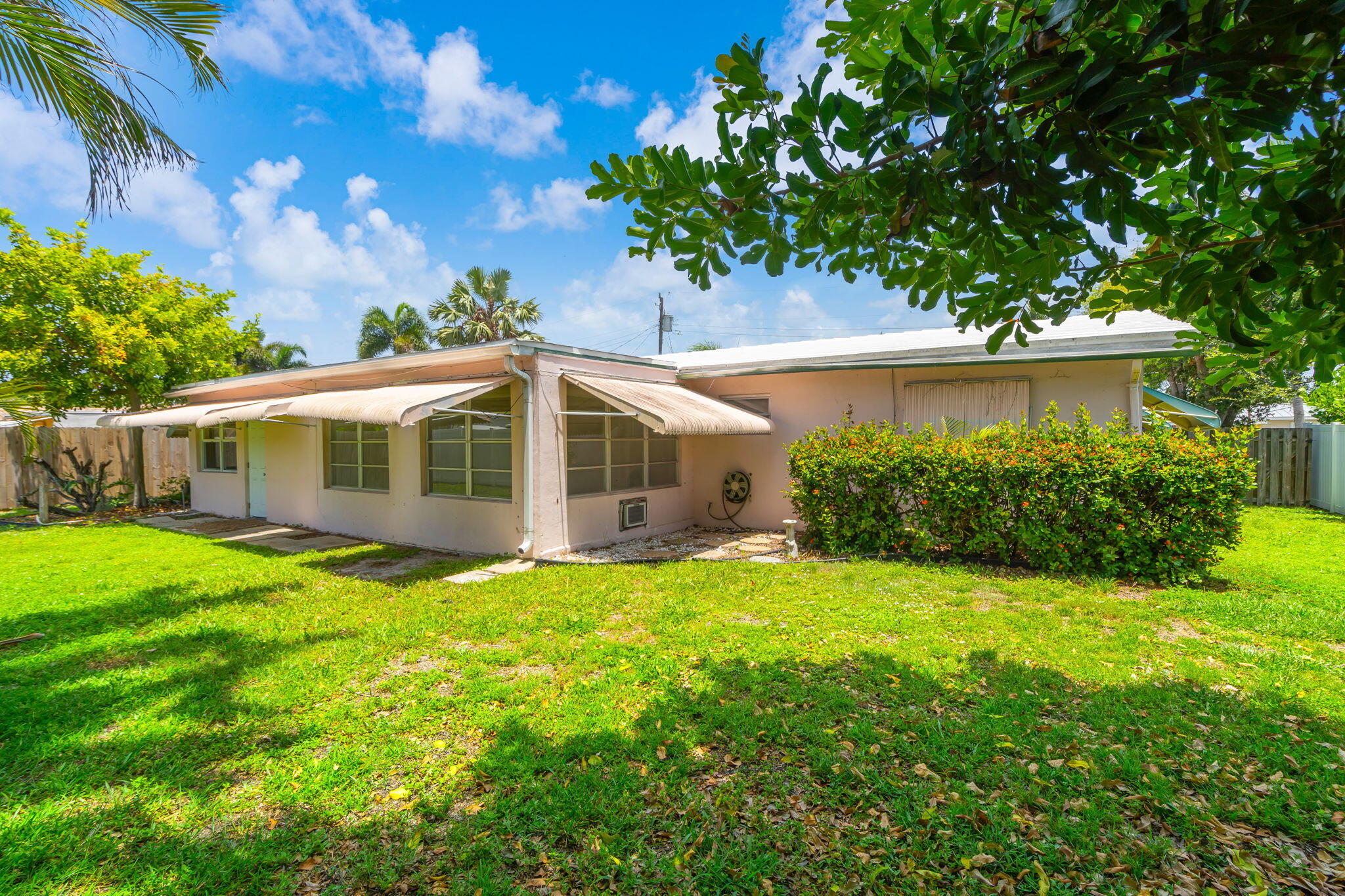 2610 Northeast 50th Street Lighthouse Point, FL 33064 - Photo 30 of 43 72-web-or-mls-LIGHTHOUSE REVISED-30