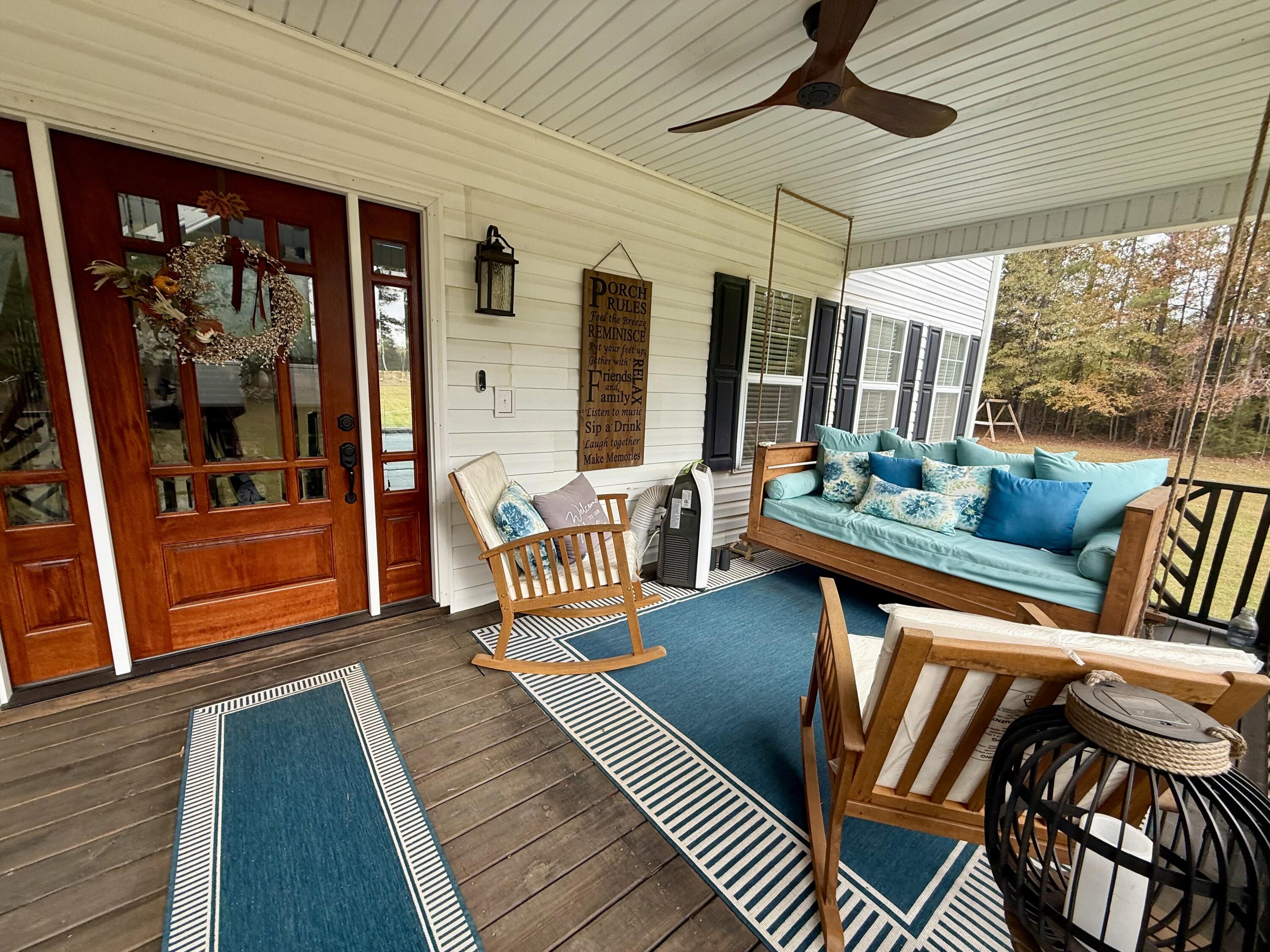 106 Heddy Road Greenwood, SC 29646 - Photo 3 of 30 Front porch
