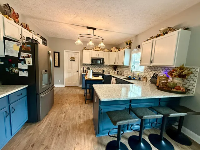 $549,900 | 106 Heddy Road, Greenwood, SC 29646