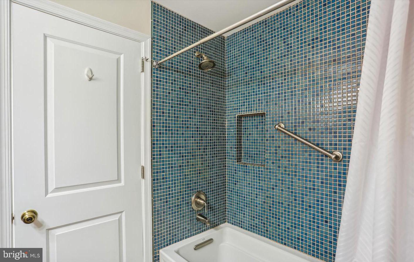 11730 Glen Mill Road Potomac, MD 20854 - Photo 12 of 16