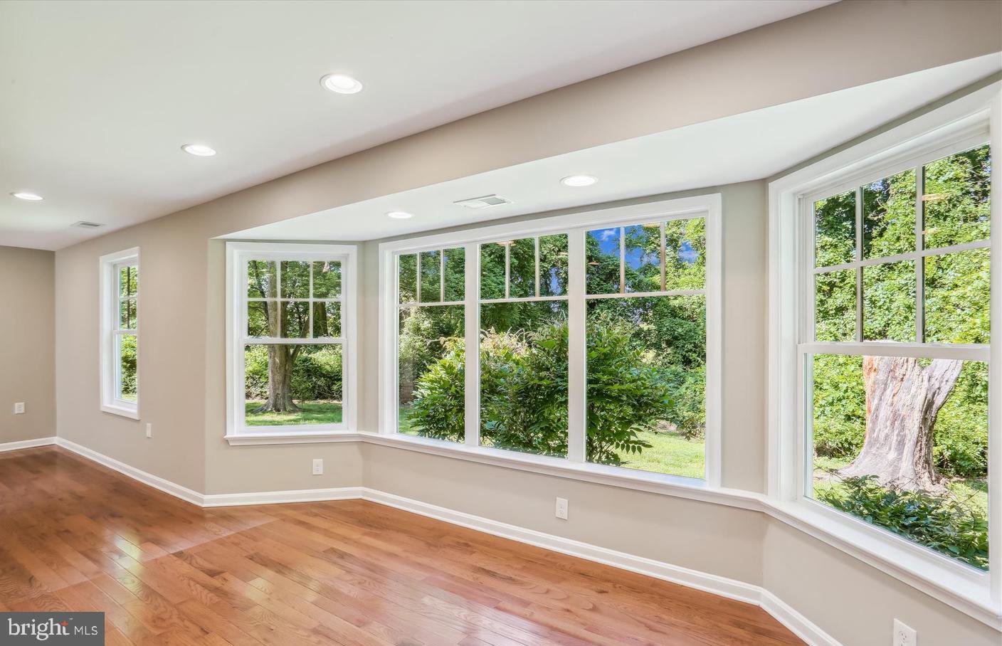 11730 Glen Mill Road Potomac, MD 20854 - Photo 5 of 16