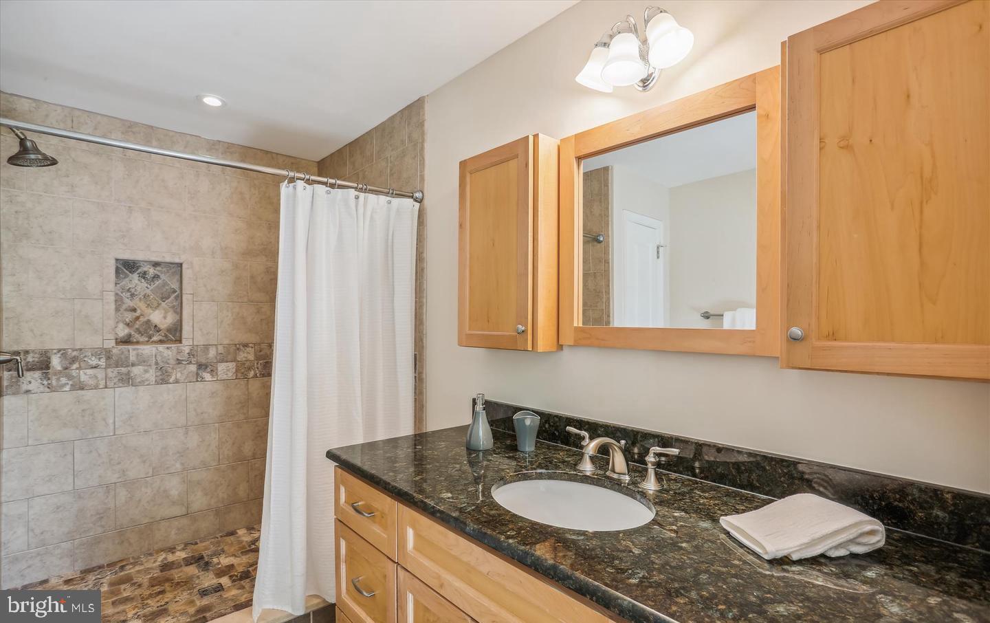 11730 Glen Mill Road Potomac, MD 20854 - Photo 10 of 16