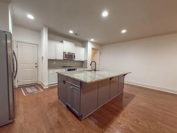 $3,500 | 1988 Kings Gate Lane, Mount Pleasant, SC 29466