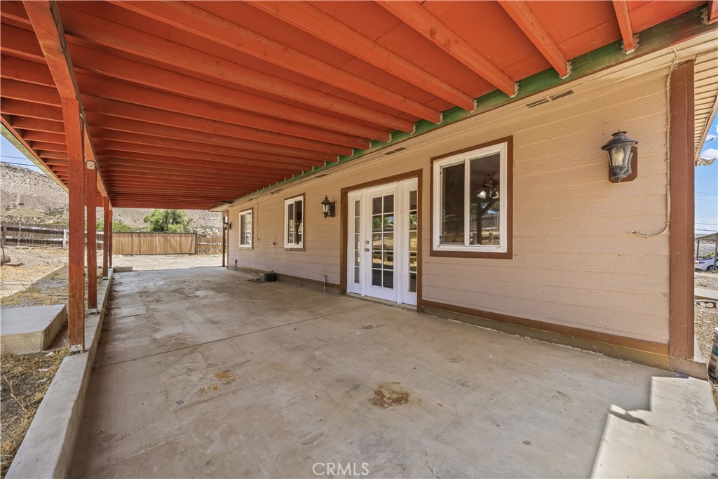 5100 Oil Well Road Phelan, CA 92371 - Photo 35 of 44