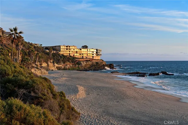 $6,200,000 | 31423 South Coast Highway, Unit P1, Laguna Beach, CA 92651