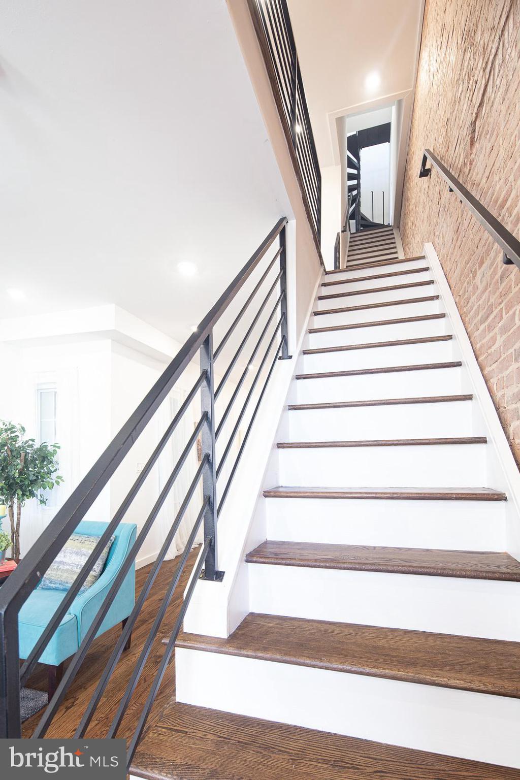 1936 Reed Street Philadelphia, PA 19146 - Photo 22 of 44