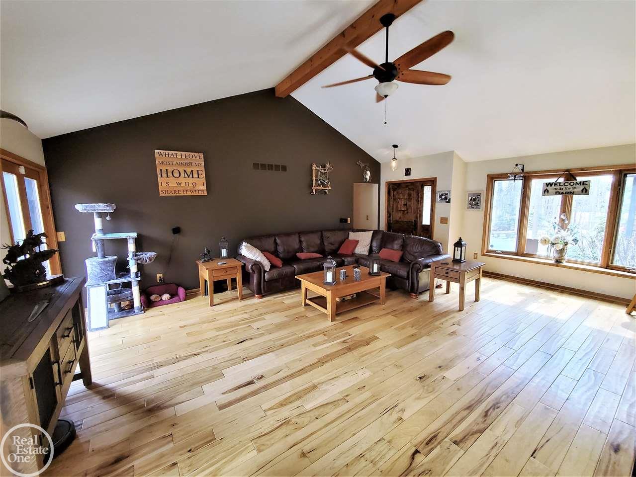 8195 Tubspring Road Almont, MI 48003 - Photo 9 of 95 50075786-9.JPG