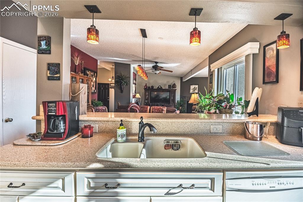 1126 Fontmore Road, Unit C Colorado Springs, CO 80904 - Photo 21 of 35 a view of a living room