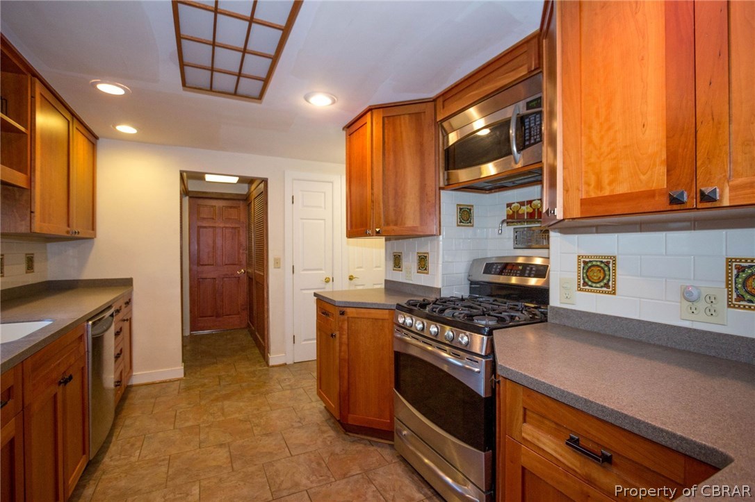 1265 Bluff Point Road Kilmarnock, VA 22482 - Photo 14 of 45
