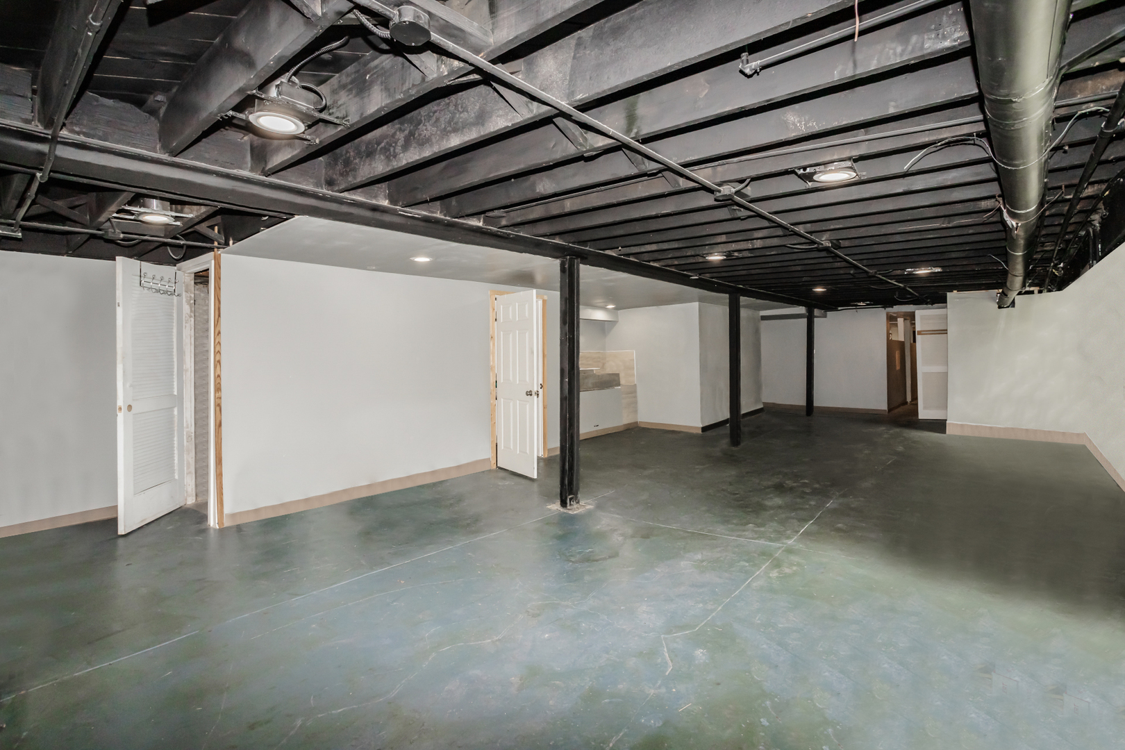 6455 South Marshfield Avenue Chicago, IL 60636 - Photo 16 of 37