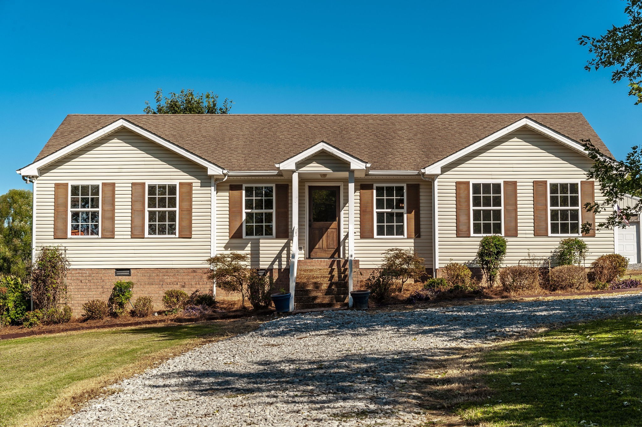 531 Governor Hall Road Castalian Springs, TN 37031 - Photo 2 of 57