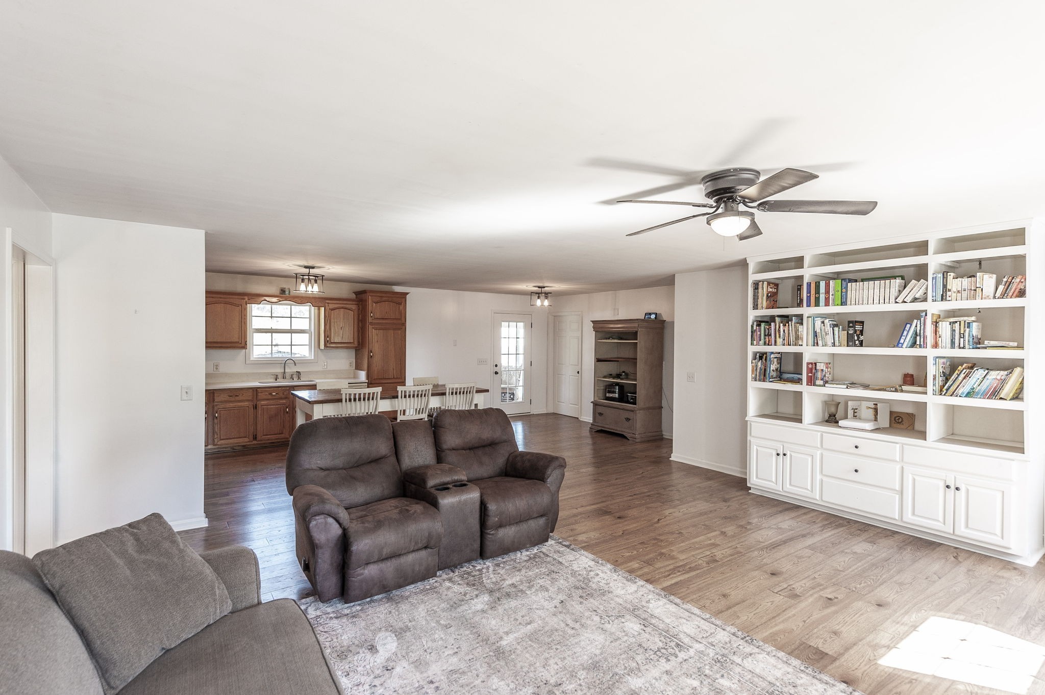 531 Governor Hall Road Castalian Springs, TN 37031 - Photo 4 of 57