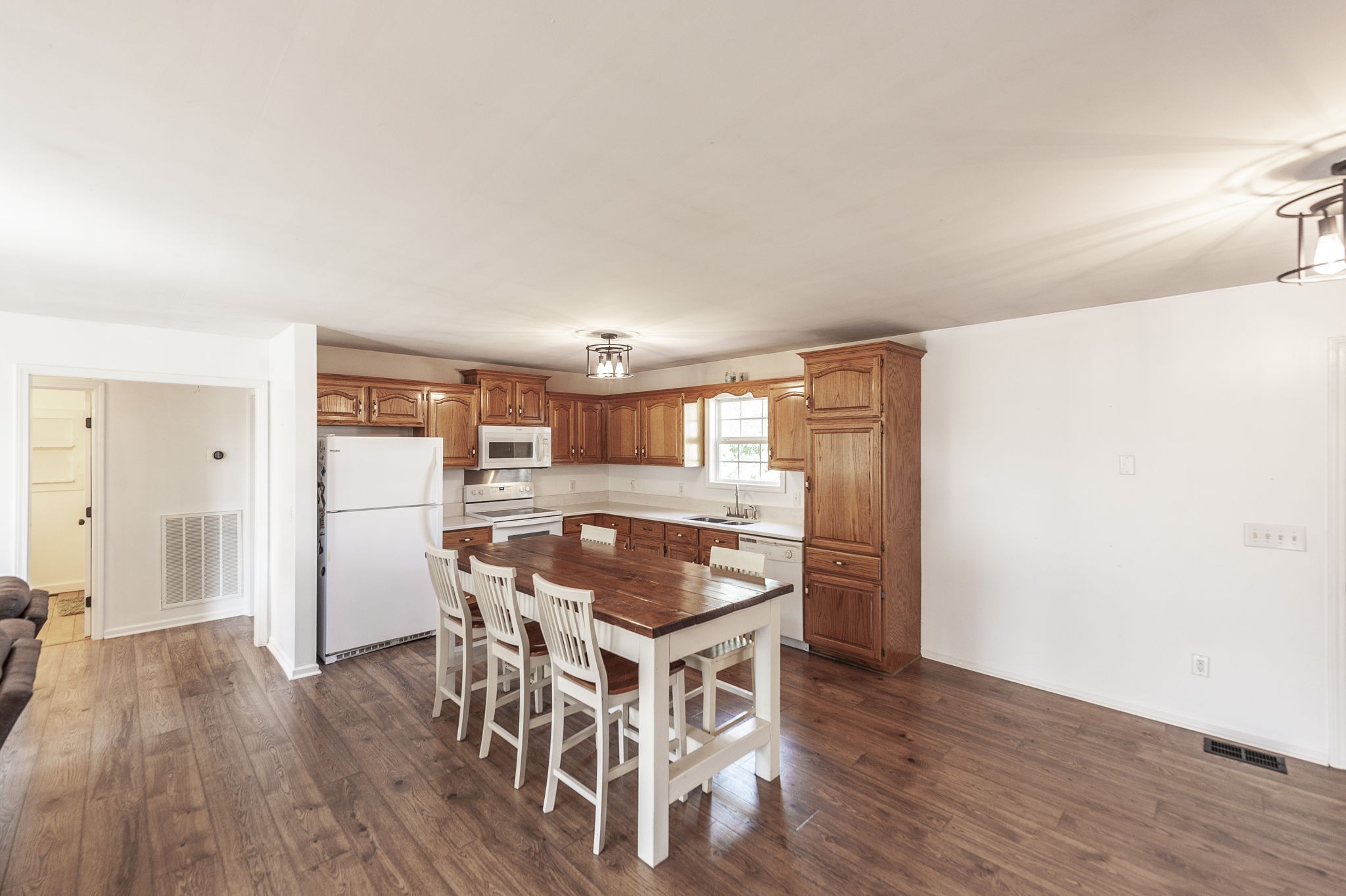 531 Governor Hall Road Castalian Springs, TN 37031 - Photo 9 of 57