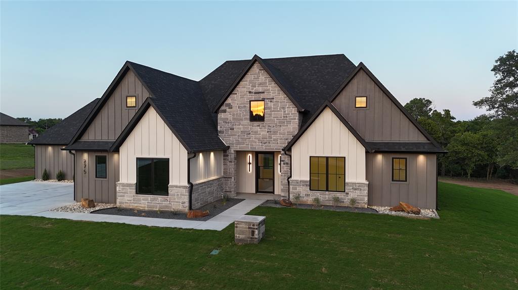 275 Latigo Way Weatherford, TX 76088 - Photo 2 of 39