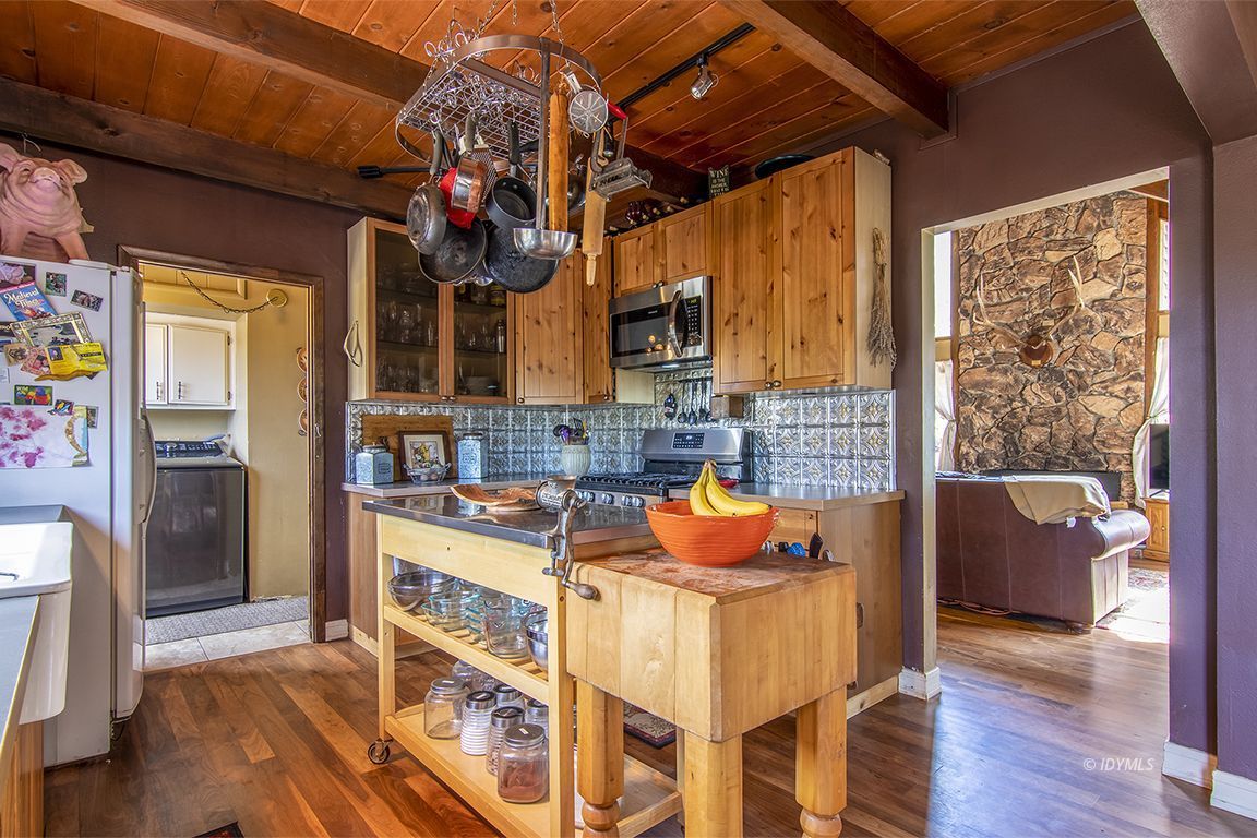 27180 Golden Rod Road Idyllwild, CA 92549 - Photo 21 of 57 Untitled