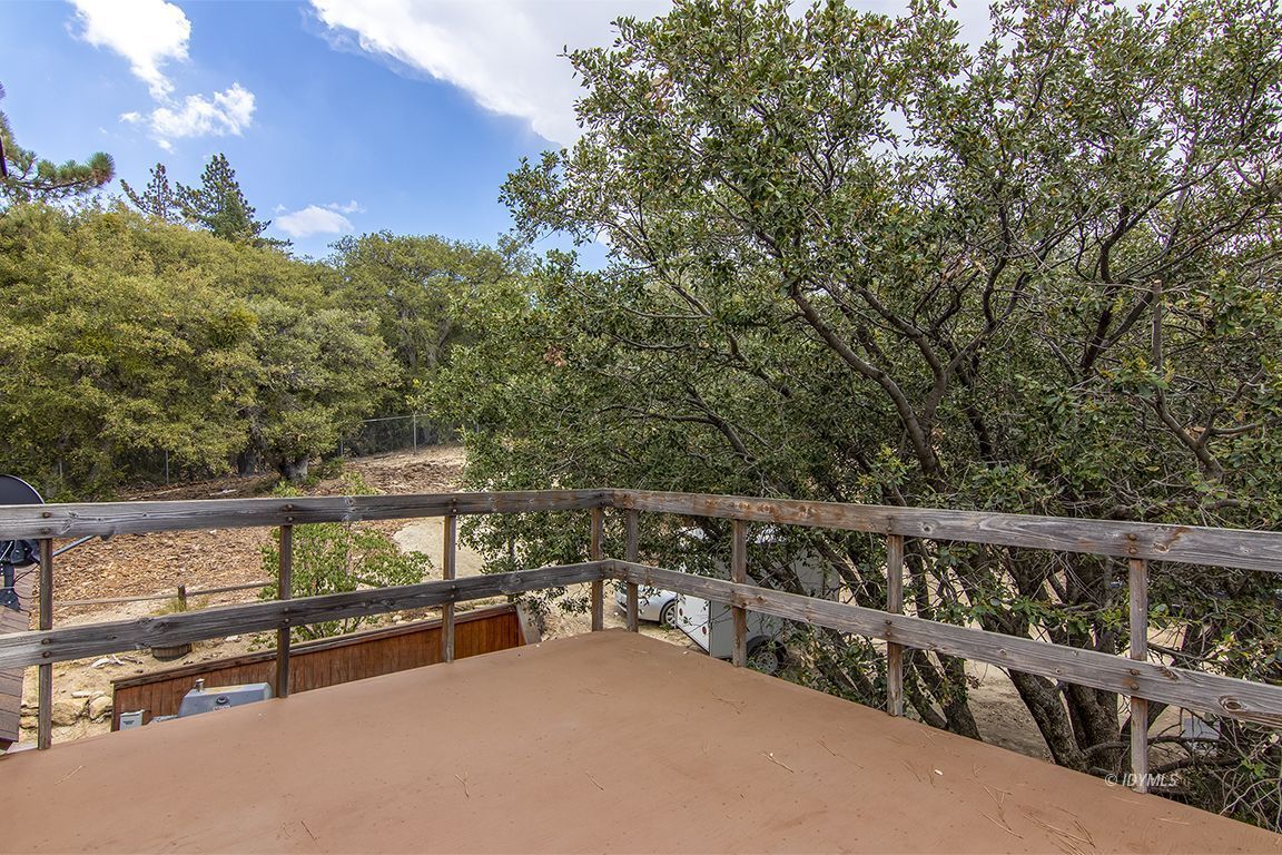 27180 Golden Rod Road Idyllwild, CA 92549 - Photo 43 of 57 Master private deck