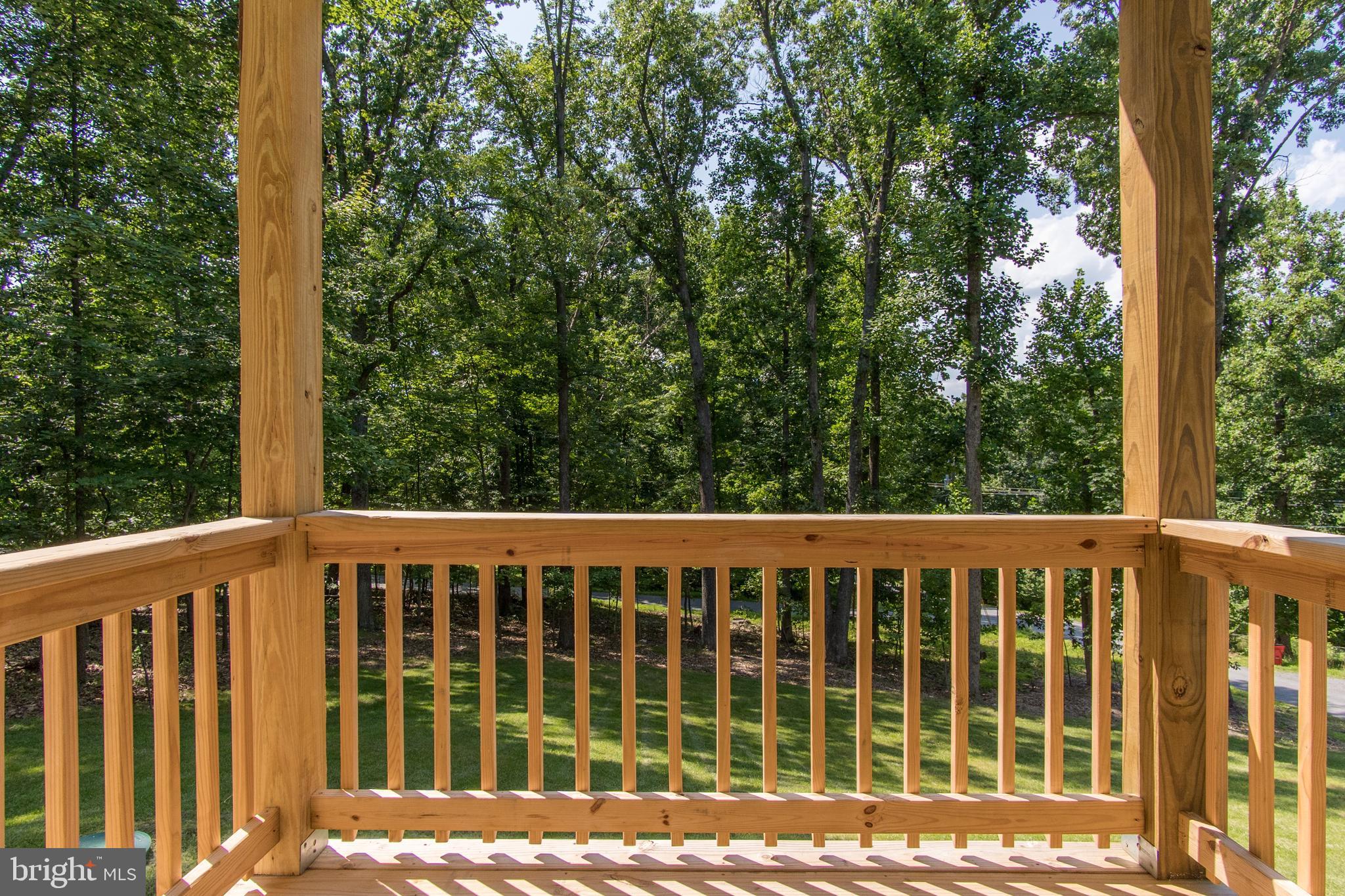 42 Stone Ridge Road Harpers Ferry, WV 25425 - Photo 21 of 28 Front porch