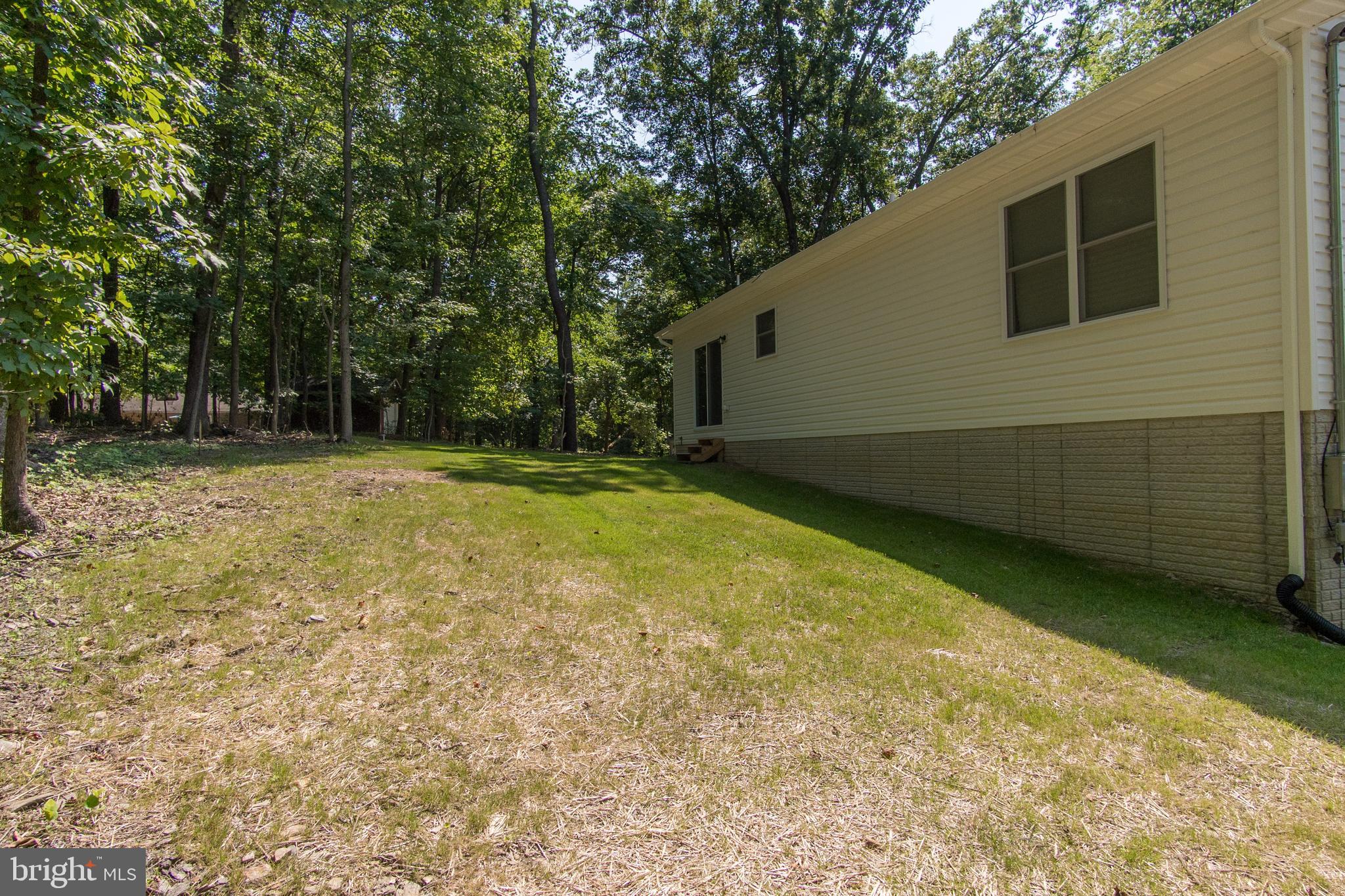 42 Stone Ridge Road Harpers Ferry, WV 25425 - Photo 24 of 28 View from the back Pic 1