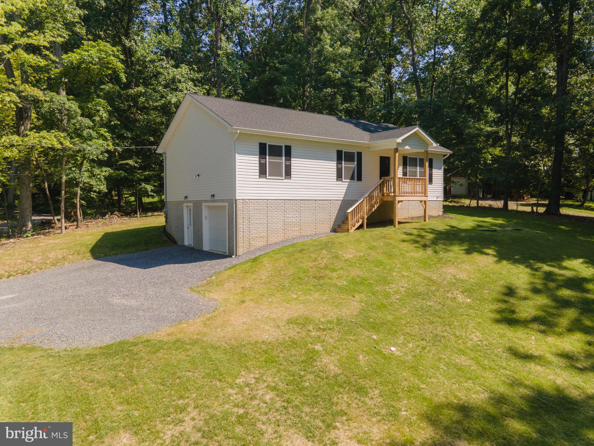 42 Stone Ridge Road Harpers Ferry, WV 25425 - Photo 3 of 28 View from the front Pic 3